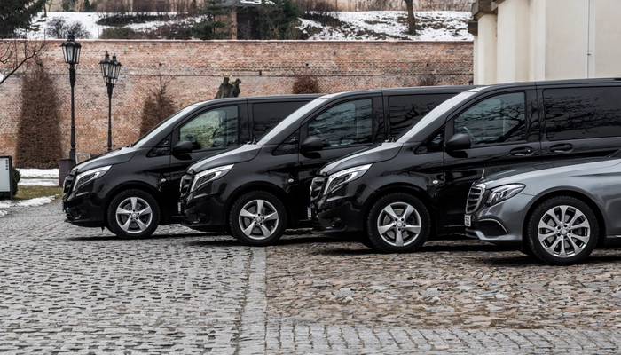 Long distance taxi service between European cities