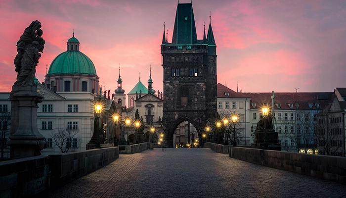 Your Guide to Traveling from Vienna to Prague